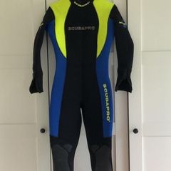 Wetsuit Scuba