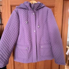 Purple Quilted Ladies Coat with Hood- As New (Size 18)