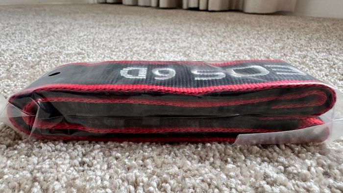 Genuine Canon EOS 6D Neck Strap - brand new