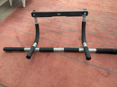 Everlast Pull Up Bar