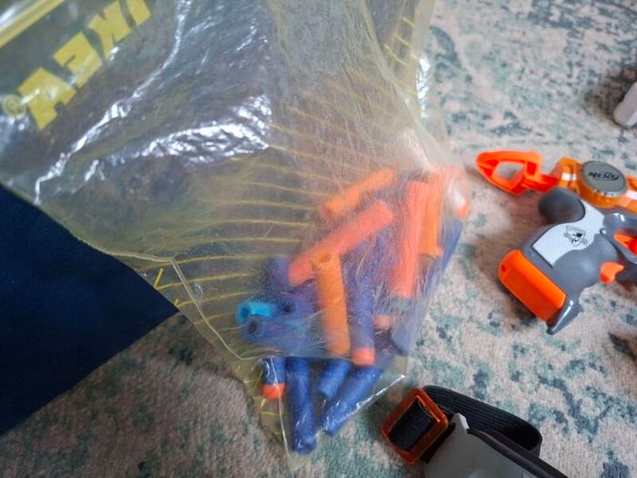 Nerf Guns, 1 pair goggles and accessories