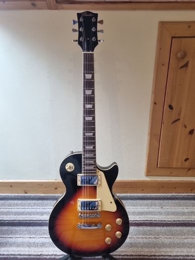 Les Paul Style Electric Guitar