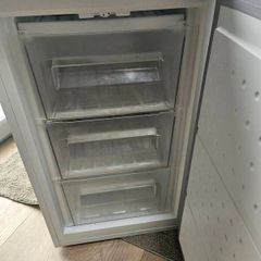 Freezer under counter