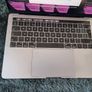 MacBook pro 2019 13" Image 2