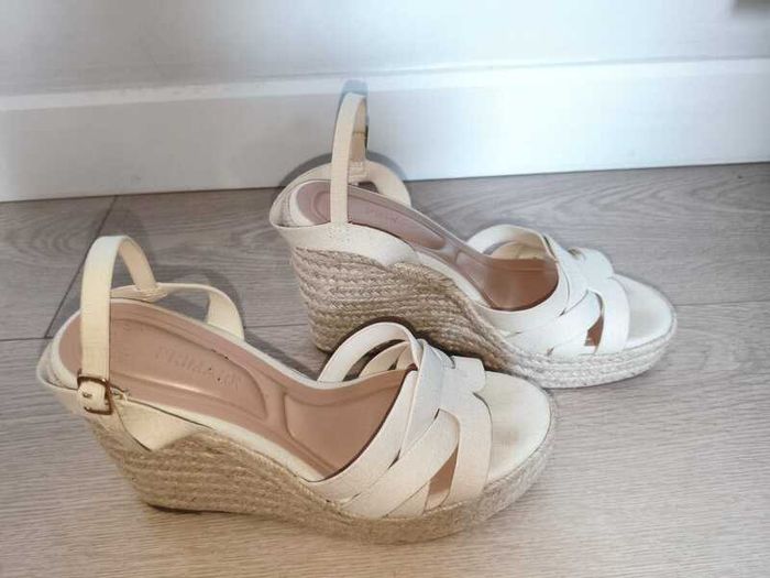 Primark cream espadrille wedges - size 4