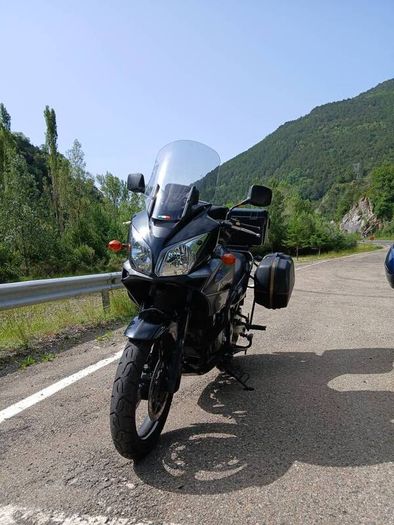 Motorcycle panniers