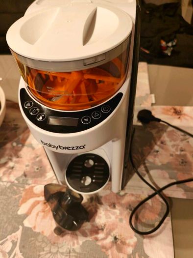 Baby brezza formula maker pro + extra funnel