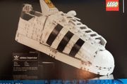 Lego Adidas Superstars. Set 10282