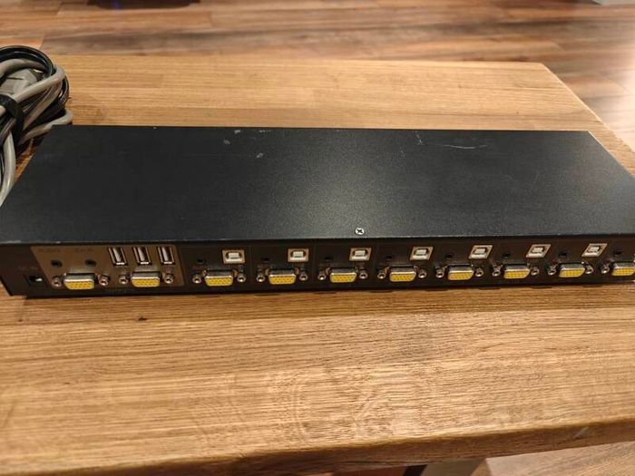 Ekl-81ua Vga Kvm Switch