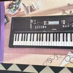 Brand New Yamaha PSR E373 Keyboard & Stand Boxed