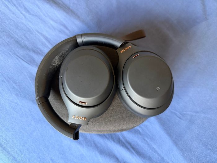 Sony WH-1000XM4 Wireless Noise Cancelling Headphones