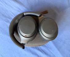 Sony WH-1000XM4 Wireless Noise Cancelling Headphones