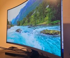 monitor 32 inch