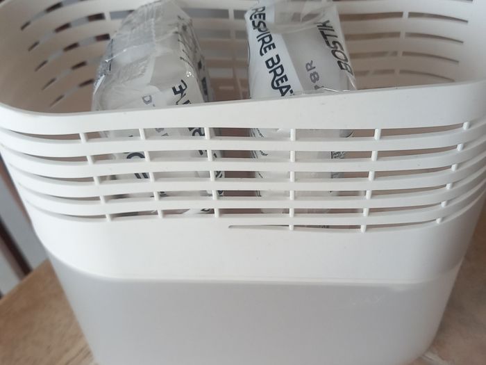 Bostik humidity absorber