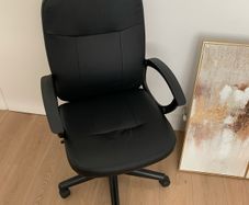 Office chair or gaming chair