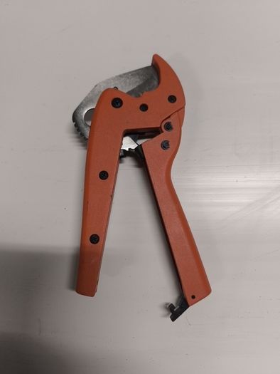Qualpex/pipe cutter