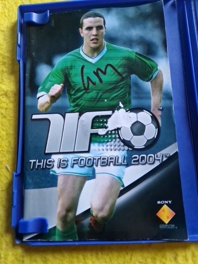 This is football 2004 PlayStation2 Ps2 games Original