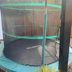 trampoline 8ft diameter
