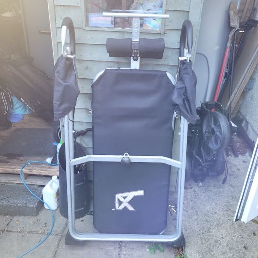 Gym Bench, inversion table