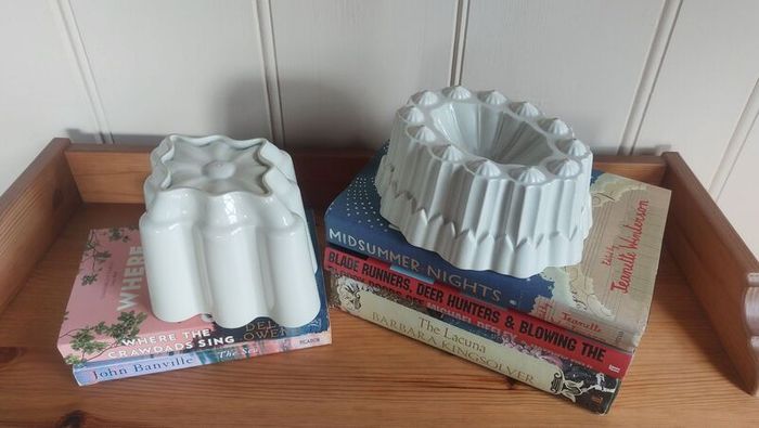 Fabulous Antique Highly Collectable Edwardian Art Deco Ironstone Jelly/Blancmange Mould, by Shelley, in the Savoy (Oval, Cream Centre) Shape, Size Large, Circa 1916 to 1925, Named After the Savoy Hotel in London