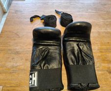 Boxing gloves