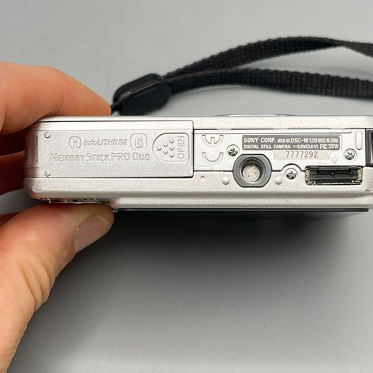 Sony DSC-W120 7.2MP Digital Camera Silver + Battery + SD