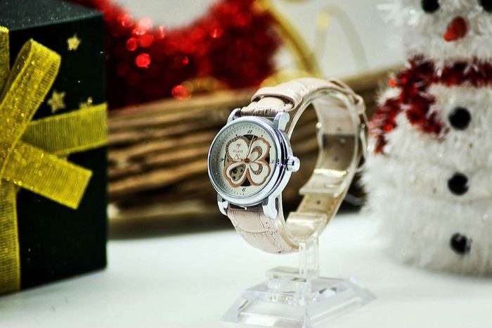 Watch Automatic R'Laith  Female