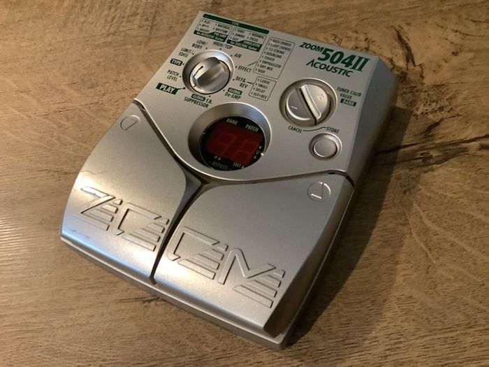 Zoom 504 II Acoustic multi-effects processor