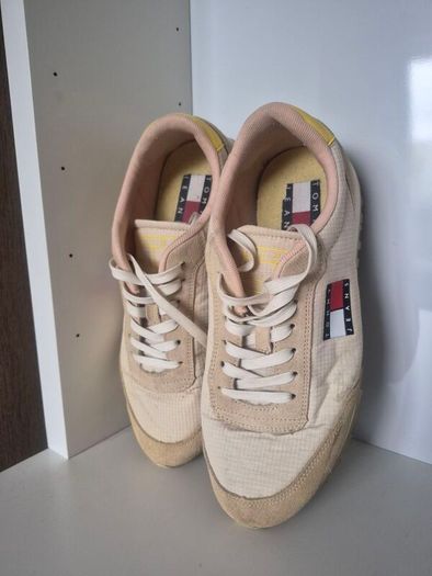 Tommy Hilfiger trainers