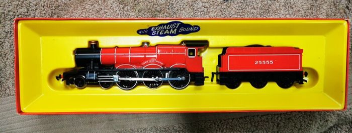 Hornby R765 Lord Westwood red locomotive