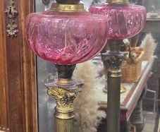 Elegant Victorian Cranberry Glass & Brass Banquet Oil Lamp