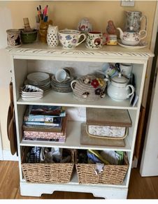 Shelving unit/ Bookcase