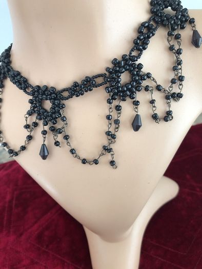 choker necklace