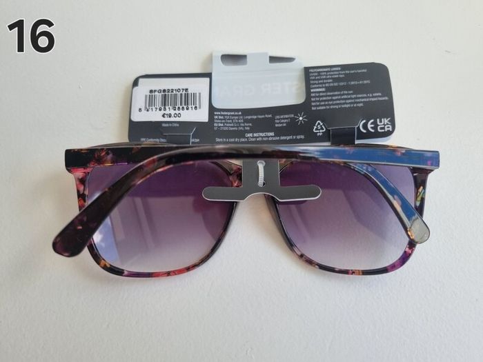 Foster Grant Sunglasses Brand New (2 for 15 Euro)
