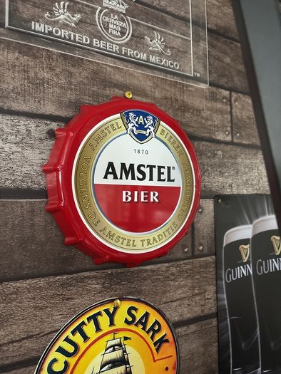 metal beer signs