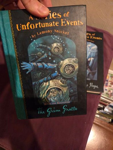 A Series of Unfortunate Events by Lemony Snicket - 13 Hardback Book Collection