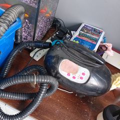 Spray tan machine