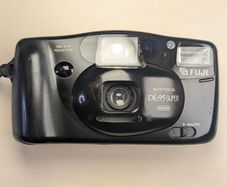 Fuji DL-95 Super 35mm Point & Shoot. Sharp Fujinon Lens: Film Tested