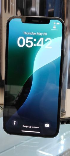 Apple iPhone 12 64GB Factory Unlocked Black (Battery: 72%)