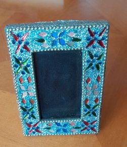 small picture frame (sparkly design)