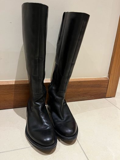 boots ECCO black EU37