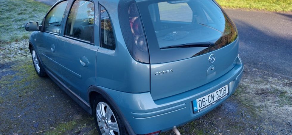 2006 Opel Corsa