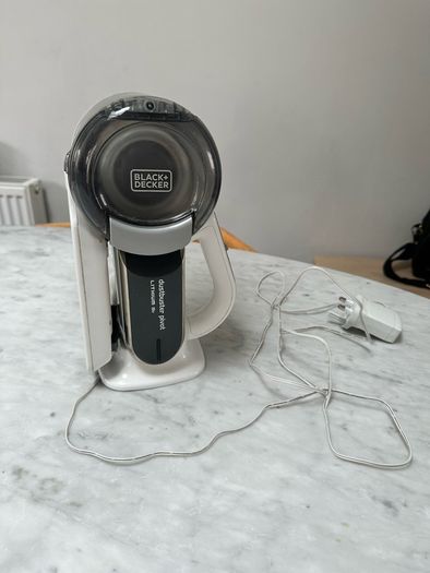 Black & Decker Cordless Handheld Vacuum