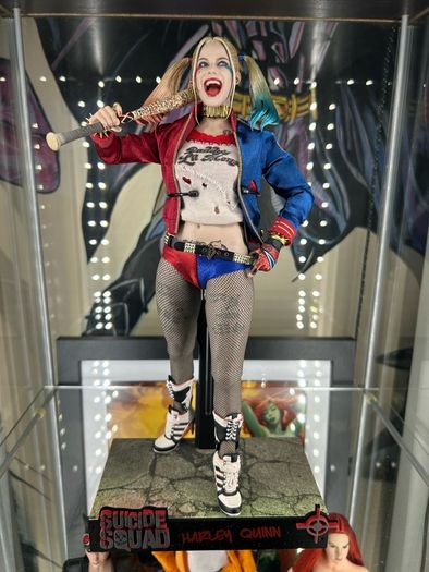 Hot Toys Suicide Squad Harley Quinn Movie Masterpiece 1/6 Action Figure