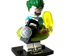 Lego VACATION JOKER Minifigure Lego Batman Lego Minifigure