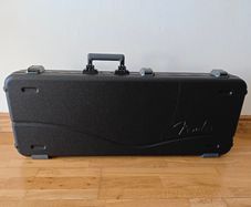 Fender Deluxe Molded Strat-Tele Hard Case