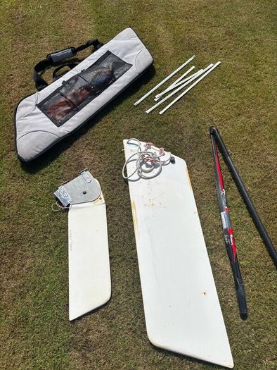 Laser sailing dinghy 4.7 and Radial