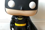 Funko DC: Batman Super Sized Pop! (18 Inch)