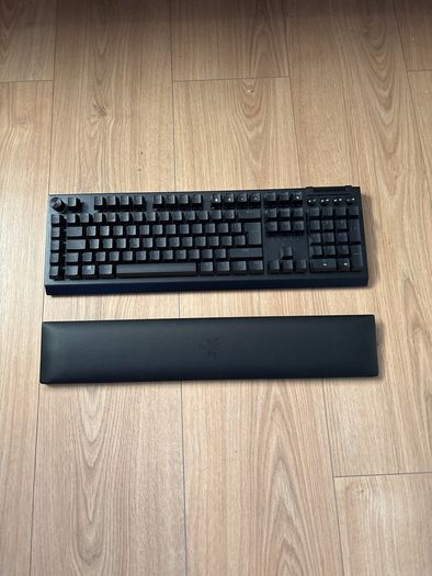 Razer blackwidow v4 pro -gaming keyboard