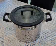 kitchen pot